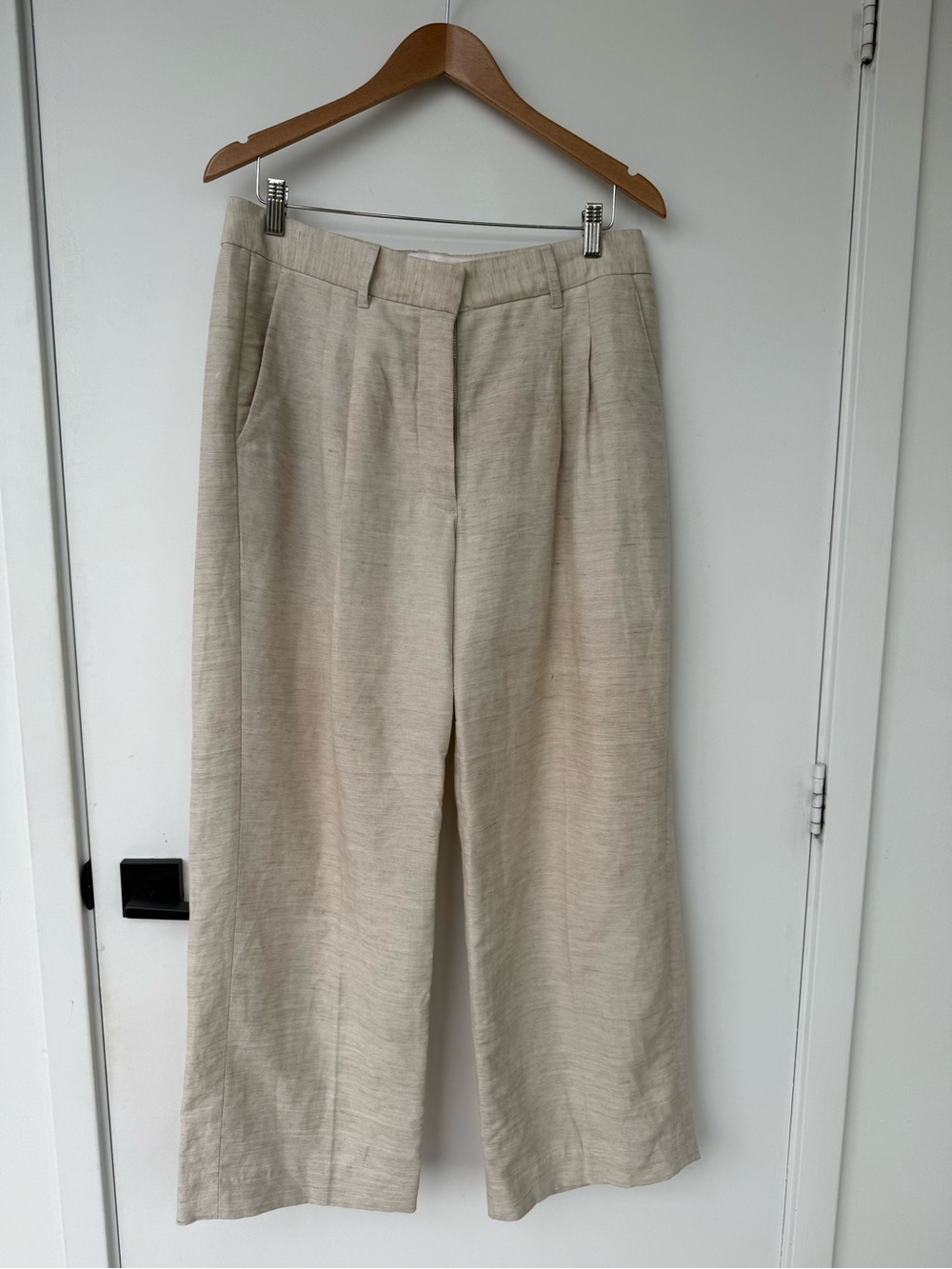 Aritzia Linen Effortless Pant in Natural Ecru